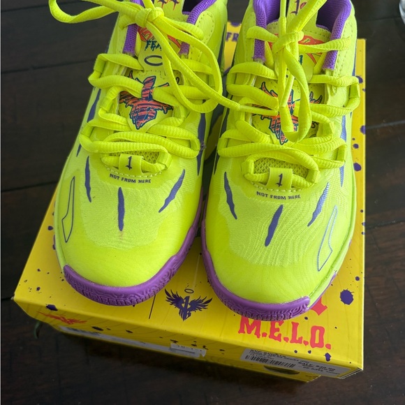 Puma Kids Sneakers in Yellow and Purple - Picture 3 of 4